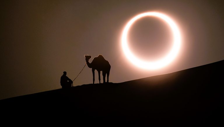 Ägypten - Sonnenfinsternis in der Wüste